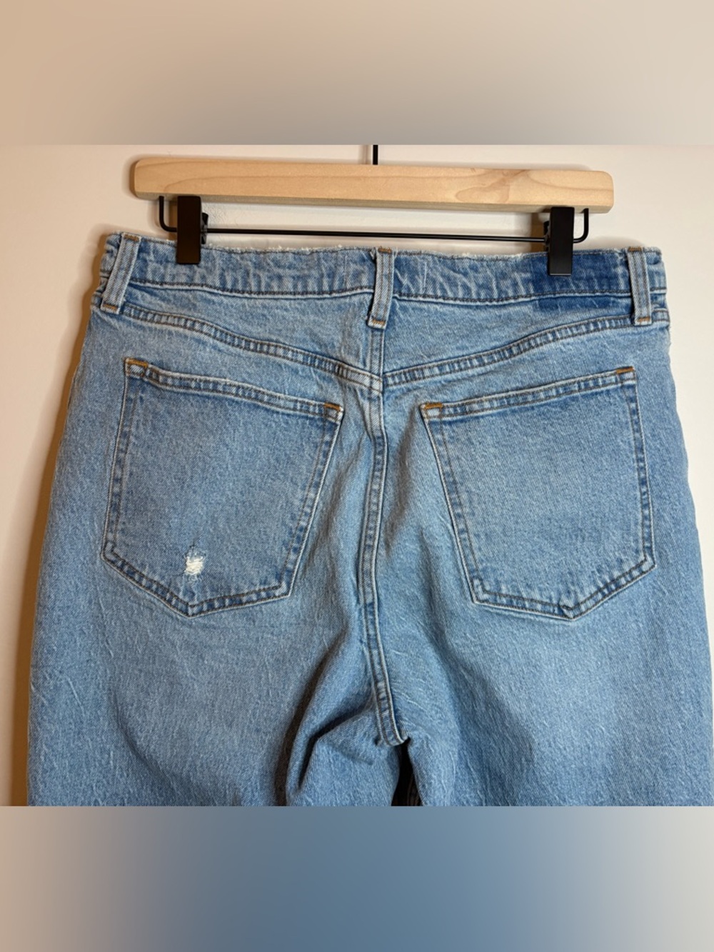 Women’s Abercrombie & Fitch The 90’s Straight Ultra High-Rise jeans size 32/14R - Picture 7 of 7